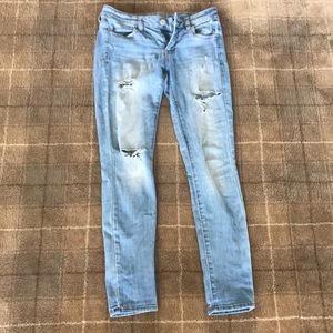 American Eagle light wash Jeans